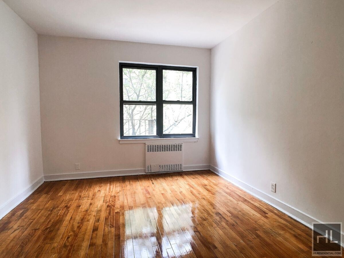 East 61 Street - East 61 Street Unit 4C