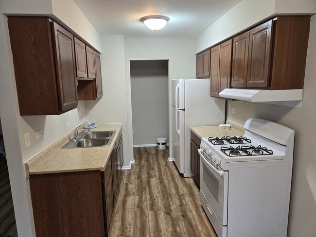 Photo - 8655 1/2 W Foster Ave Unidad 1B