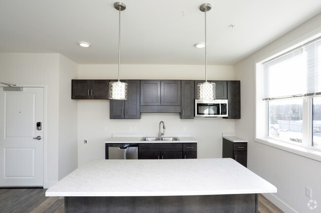 kitchen - 1185 Shelburne