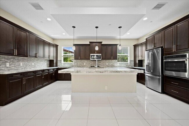 Photo - 7114 Edison Pl
