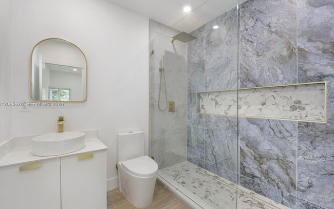 Photo - 1654 SW 18th Ave