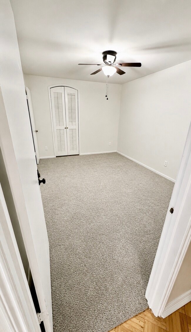 Photo - 4633 Wild Indigo St Unit 555