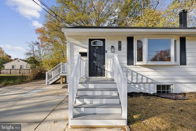 Photo - 2414 Phillips Dr