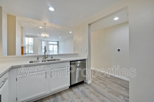 Photo - 550 Ortega Ave