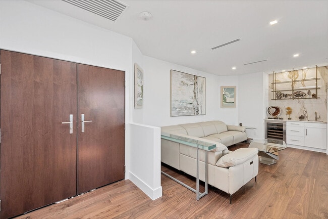 Photo - 1211 Gulf of Mexico Dr