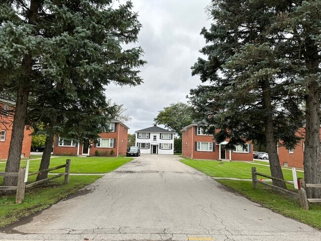 Building Photo - 6062 Transit Rd Unit 2 Rental