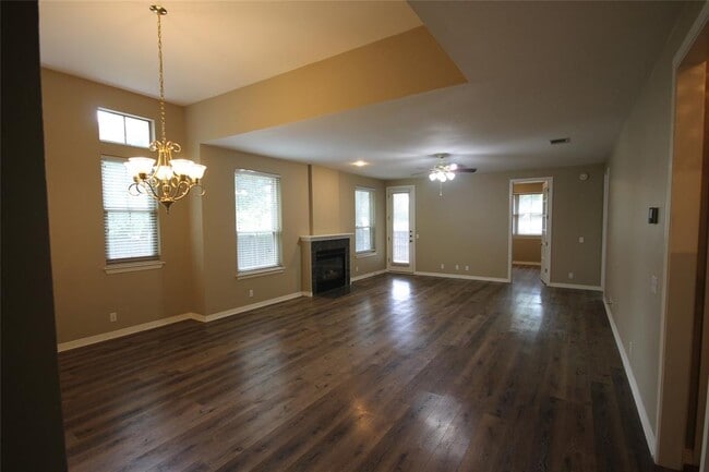 Photo - 11558 Spicewood Pkwy Unidad 13