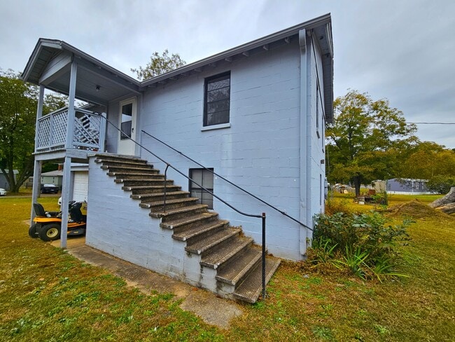 Building Photo - 134 S Blackstock Rd