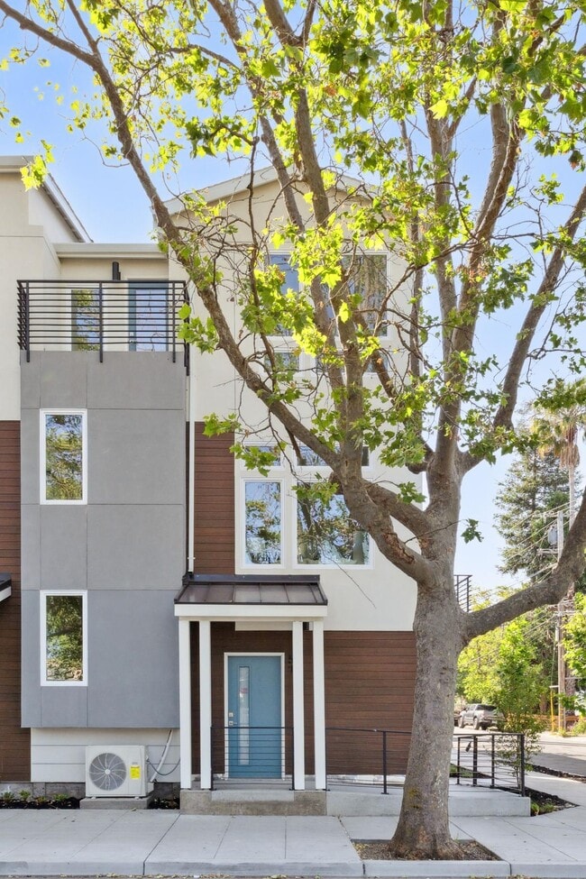 Photo - Redwood City's Hottest New Townhouses: Luxury Living, Unbeatable Location!