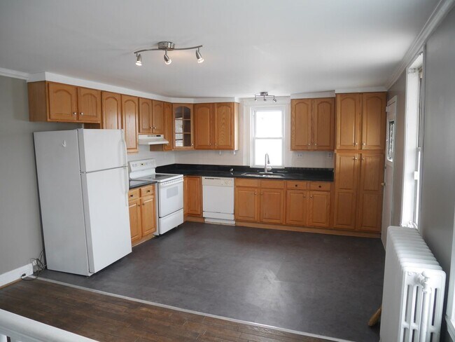 Photo - Corner Rowhouse Upper Unit-Canton, MD