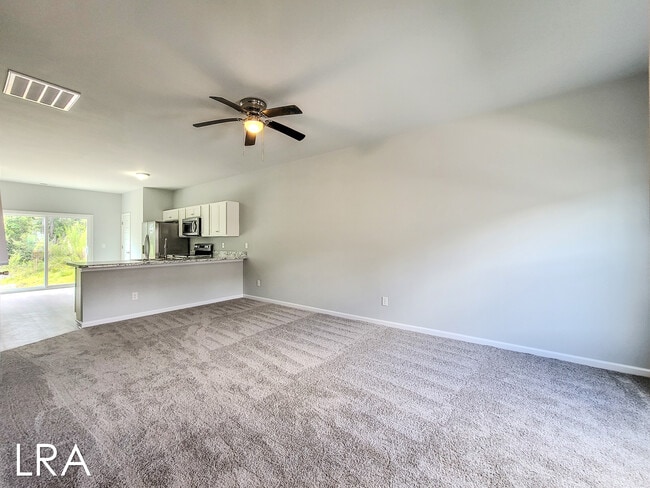 Photo - 185 Buckhorn Ave