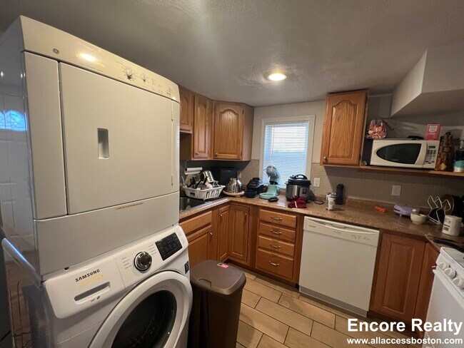 Photo - 23 Lambert St Unit 01