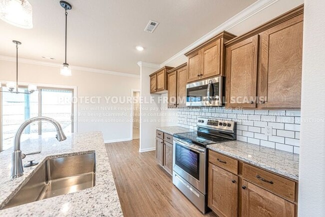 Photo - 142 N Broyles Rd