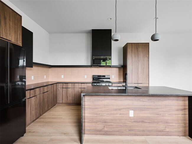 Photo - 412 Hackberry Ln Unidad 2