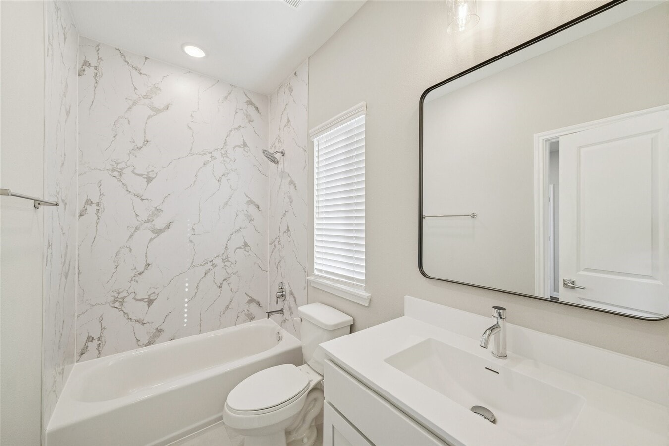 Photo - 8127 Esther Acres Ln