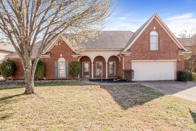 Building Photo - 2064 Milbrey St