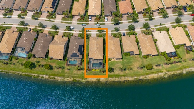 Photo - 13871 Miranese St