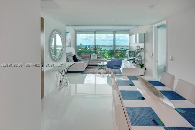 Building Photo - 10203 Collins Ave Unit 1005