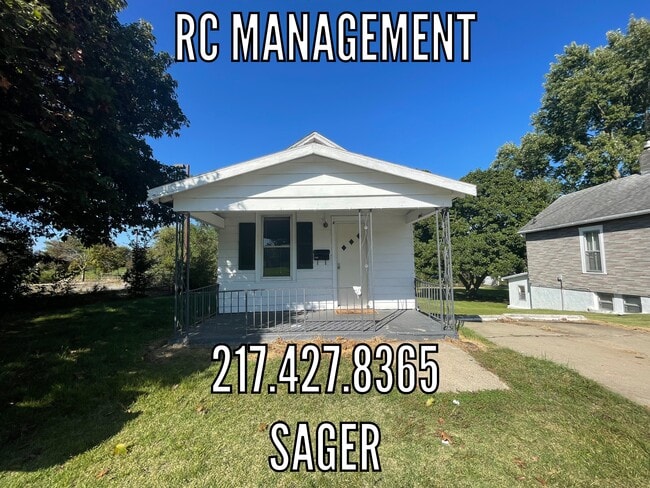 Building Photo - 609 Sager St