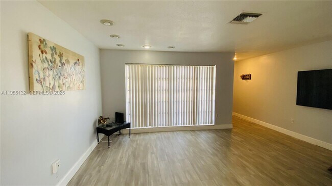 Photo - 6810 NW 28th St