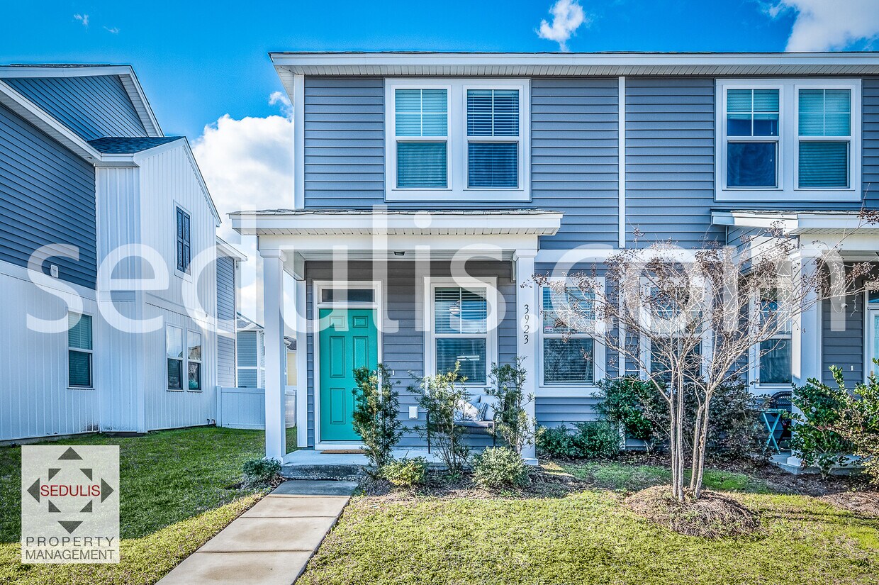 Photo - 3923 Four Poles Park Dr (North Charleston, SC)