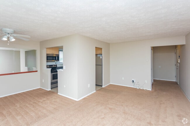 3BR, 2BA - 1,120 SF