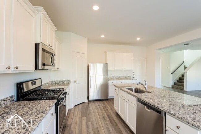 Photo - 10819 Juliette Pass