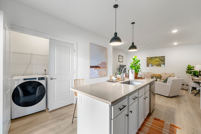 Photo - Wisteria Ridge