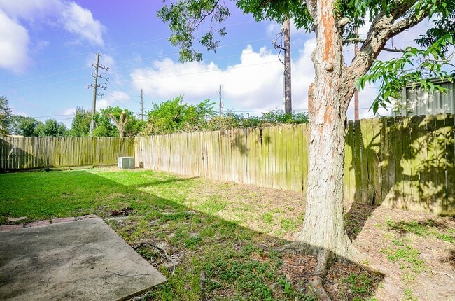 Photo - 1246 Summer Park Ln