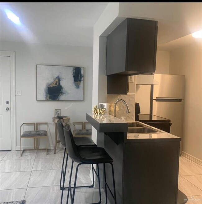 Photo - 16 Broadway St