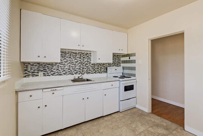 Photo - Eastwood Apartments