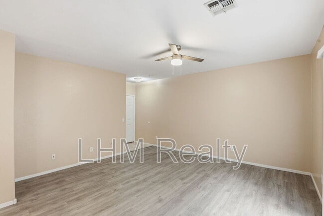 Photo - 15818 N 25th St Unit 111