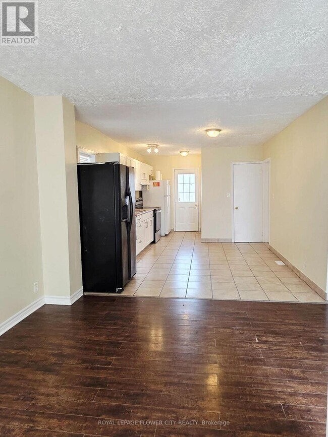 Photo - 200 Hellems Ave