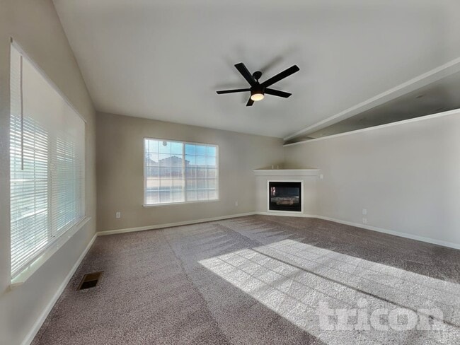 Photo - 17700 Smoketree Ct