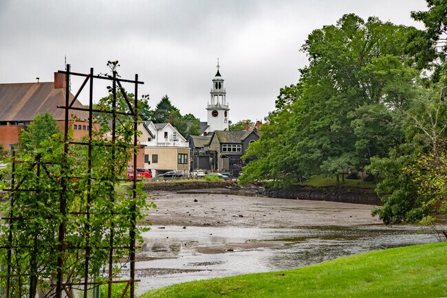 Photo - 1 Powder House Ln