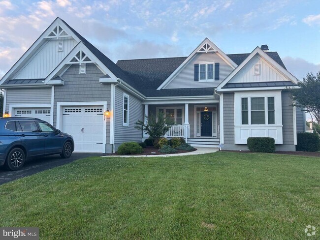 Building Photo - 32774 Harburg Dr Rental
