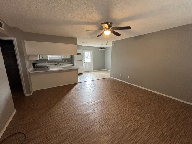 Photo - Come take a look at this 3-bedroom 1.5-bat...
