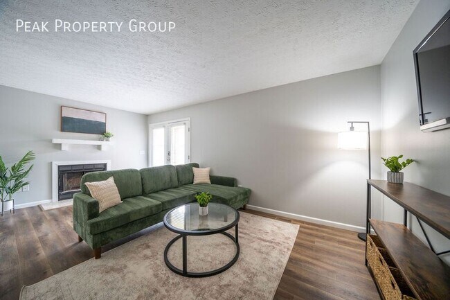 Photo - 3192 Griggsview Ct