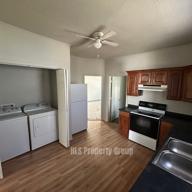 Photo - 505 S Park Ave