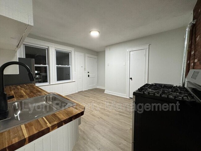 Photo - 30 Cote Ave Unit 3F