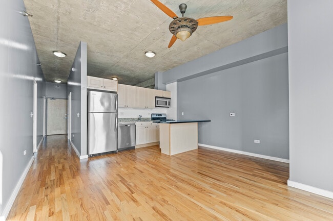 Photo - 1620 S Michigan Ave Unit 816