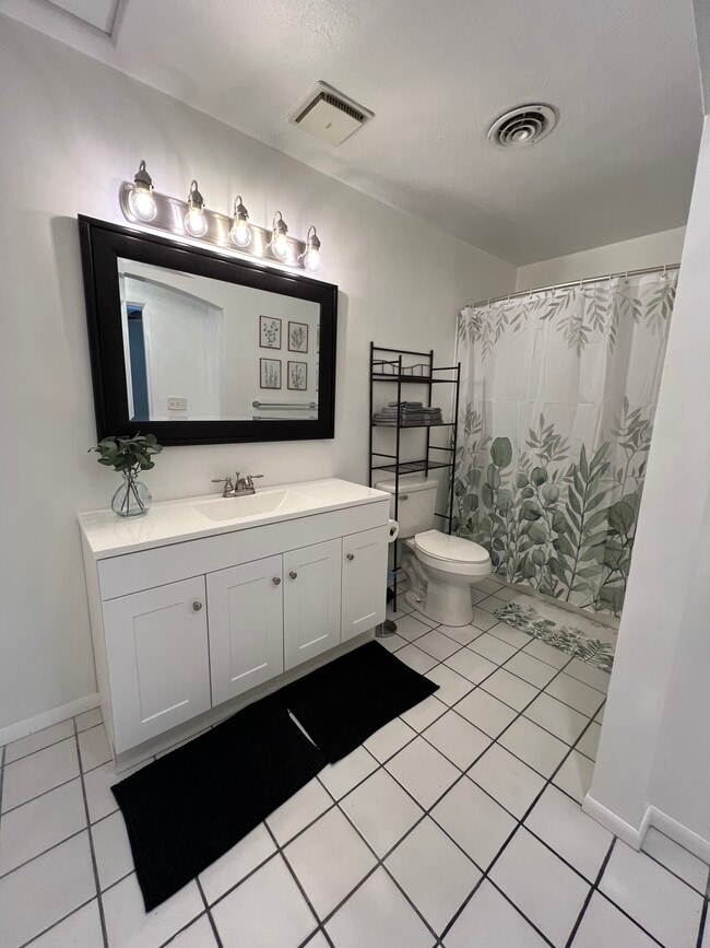 Photo - 8330 Honolulu Dr Unit 2