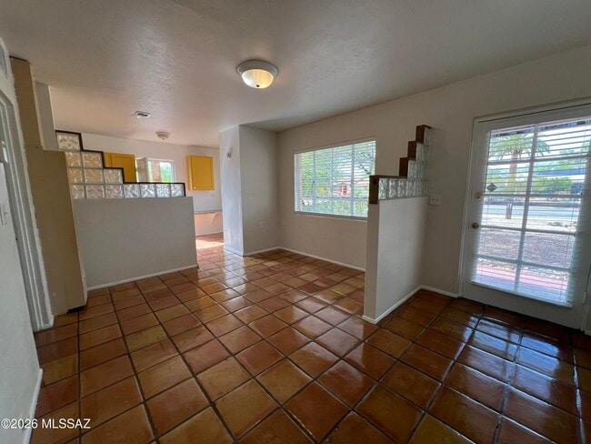 Photo - 4240 E 2nd St