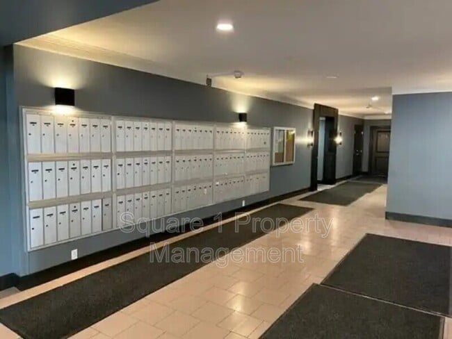 Photo - 11025 Jasper Ave Unit 114