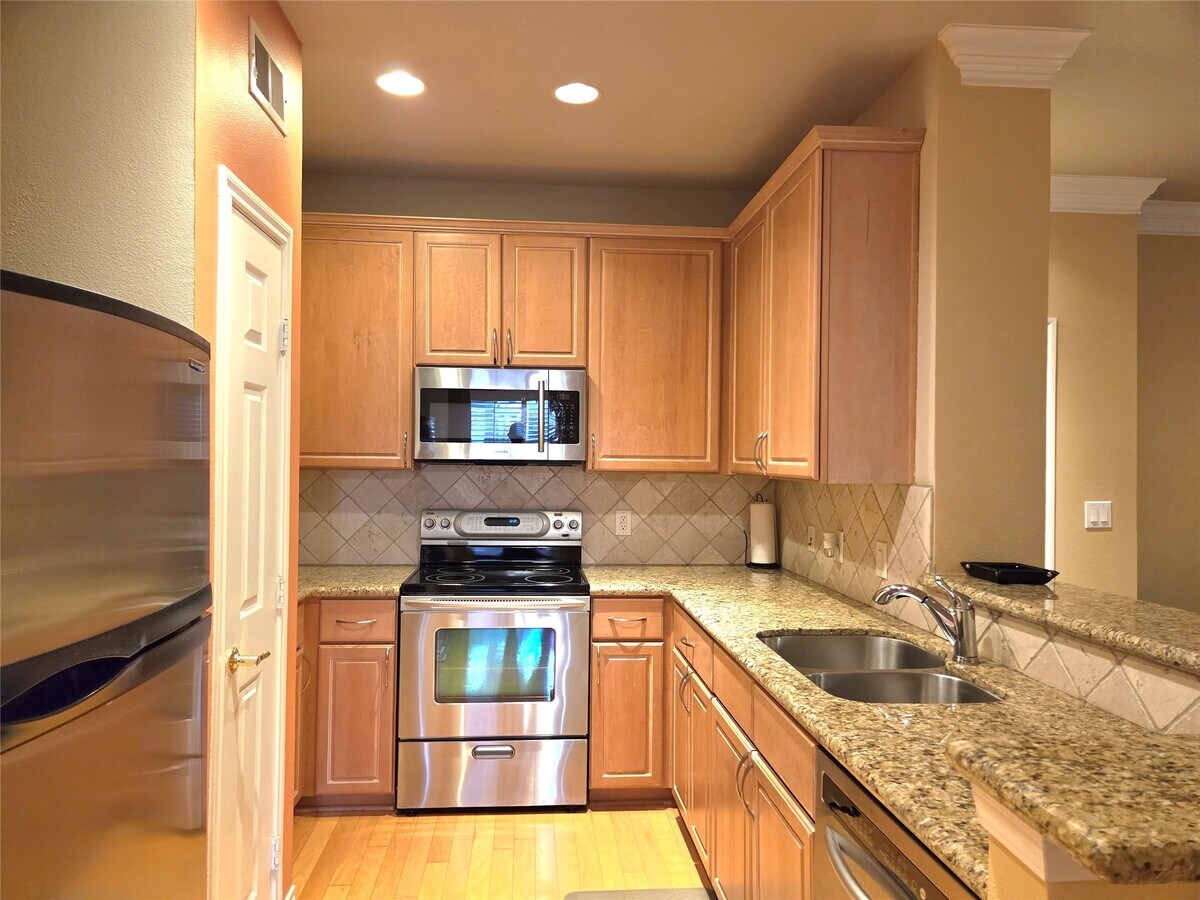 Photo - 2400 McCue Rd Unit 325