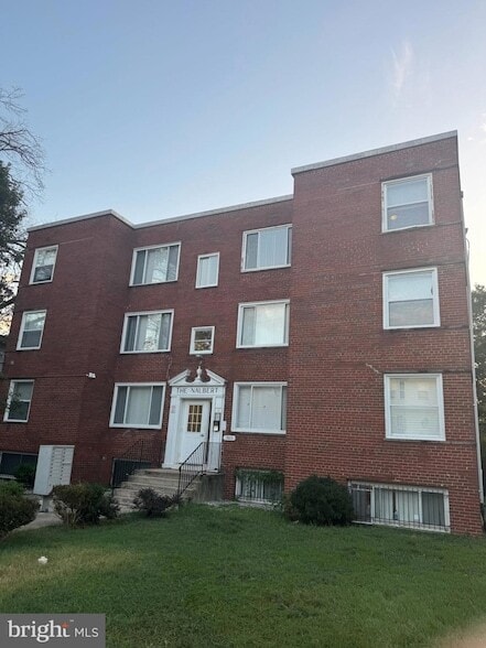 Building Photo - 3865 Halley Terrace SE Unit 304 Rental