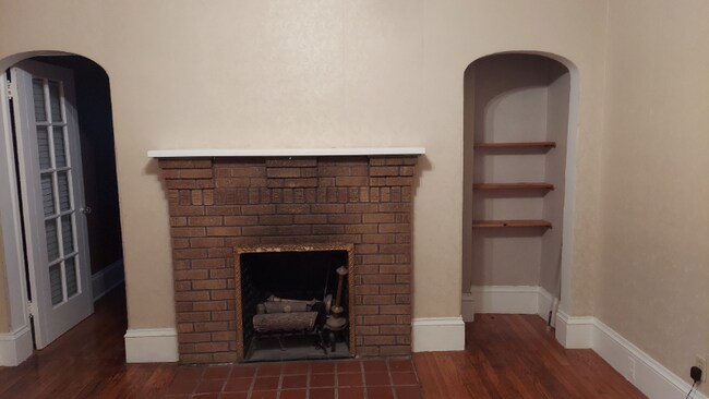 Photo - 60 Nonotuck St