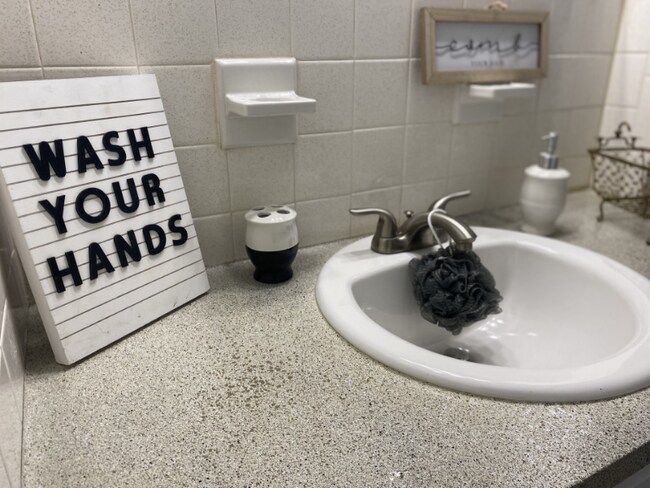 Photo - 1005 Hickory Hill Ln Unit B207