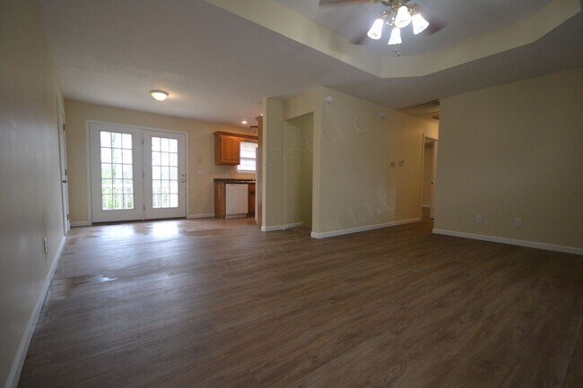 Photo - 3 Bed 2 Bath 1800 SQFT Home in Pleasant Ho...