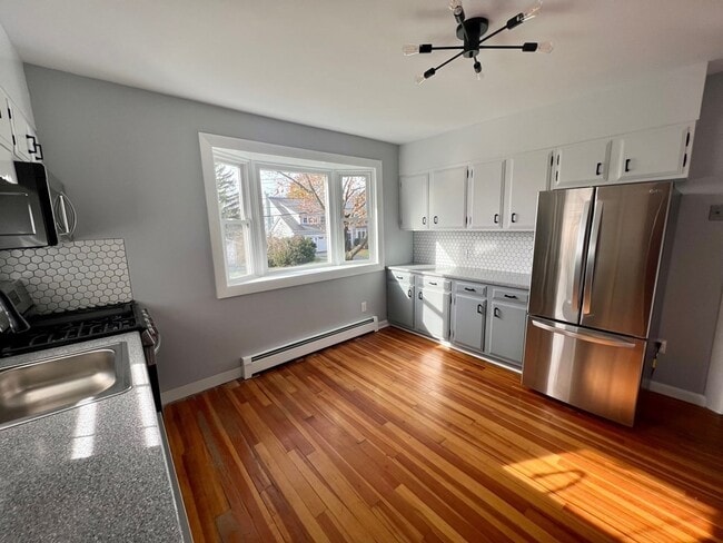 Photo - 24 Ewell Ave